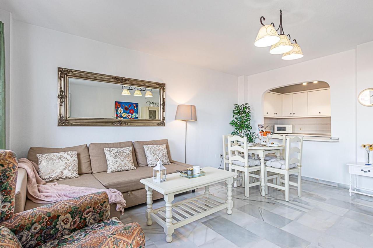 797 Holiday Rentals - Amplio Piso Para 4 En El Centro De Arroyo De La Miel Benalmádena Eksteriør bilde